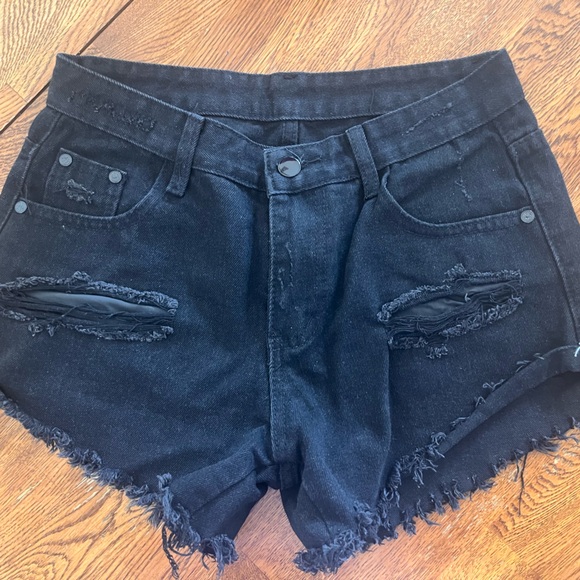 2 pairs of shorts - Picture 5 of 11